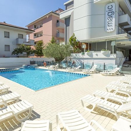 Hotel Magic Riccione Buitenkant foto