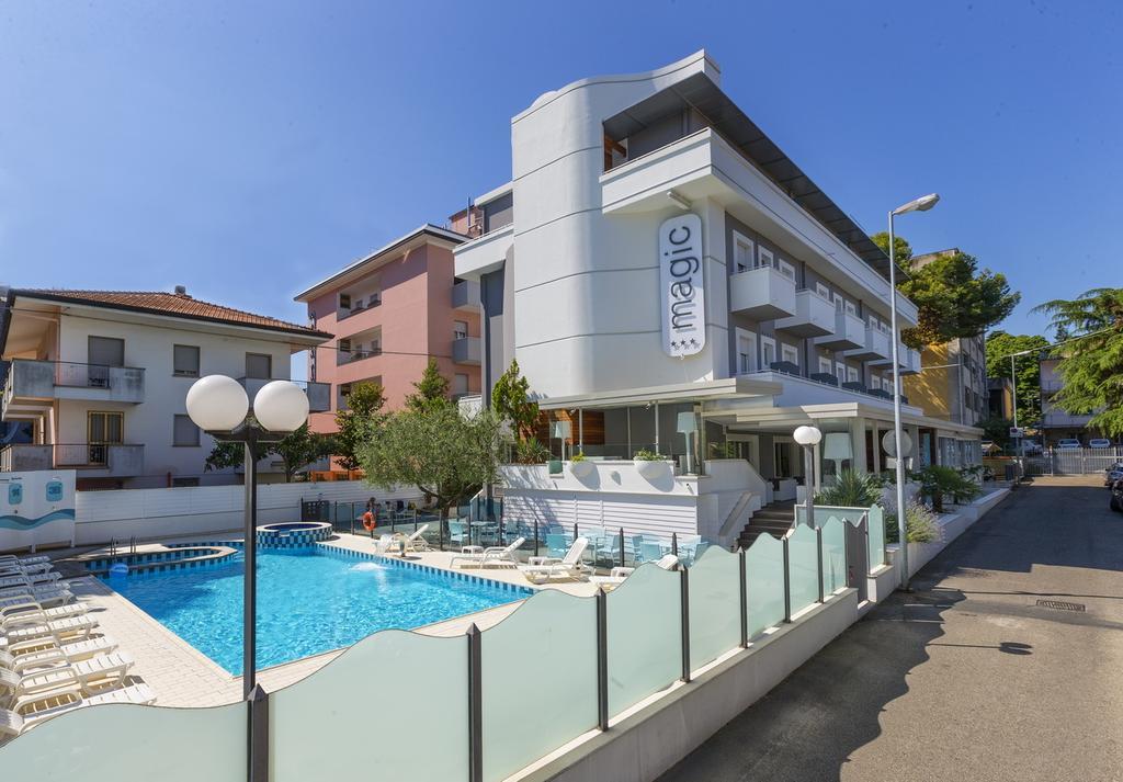 Hotel Magic Riccione Buitenkant foto